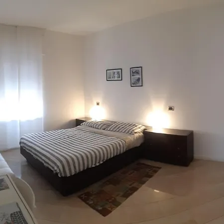 Machiavelli House - Intero