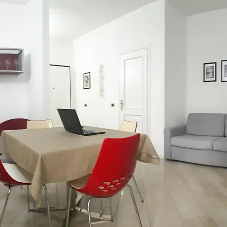 Machiavelli House - Intero *